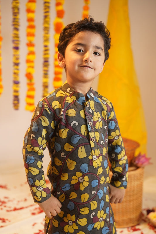 KAAMANCHI | Boy’s Traditional Dhoti and Grey Kalamkari Kurta Set